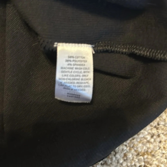 NWT Ribbed SS Scoopneck Tee, Black, Size Medium - Picture 7 of 7